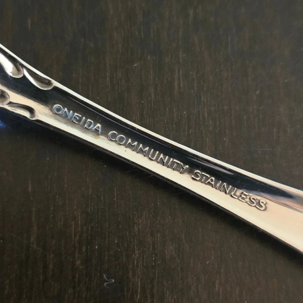 Oneida‎ Community Chatelaine Set of 4 Serving Spoons 8.25